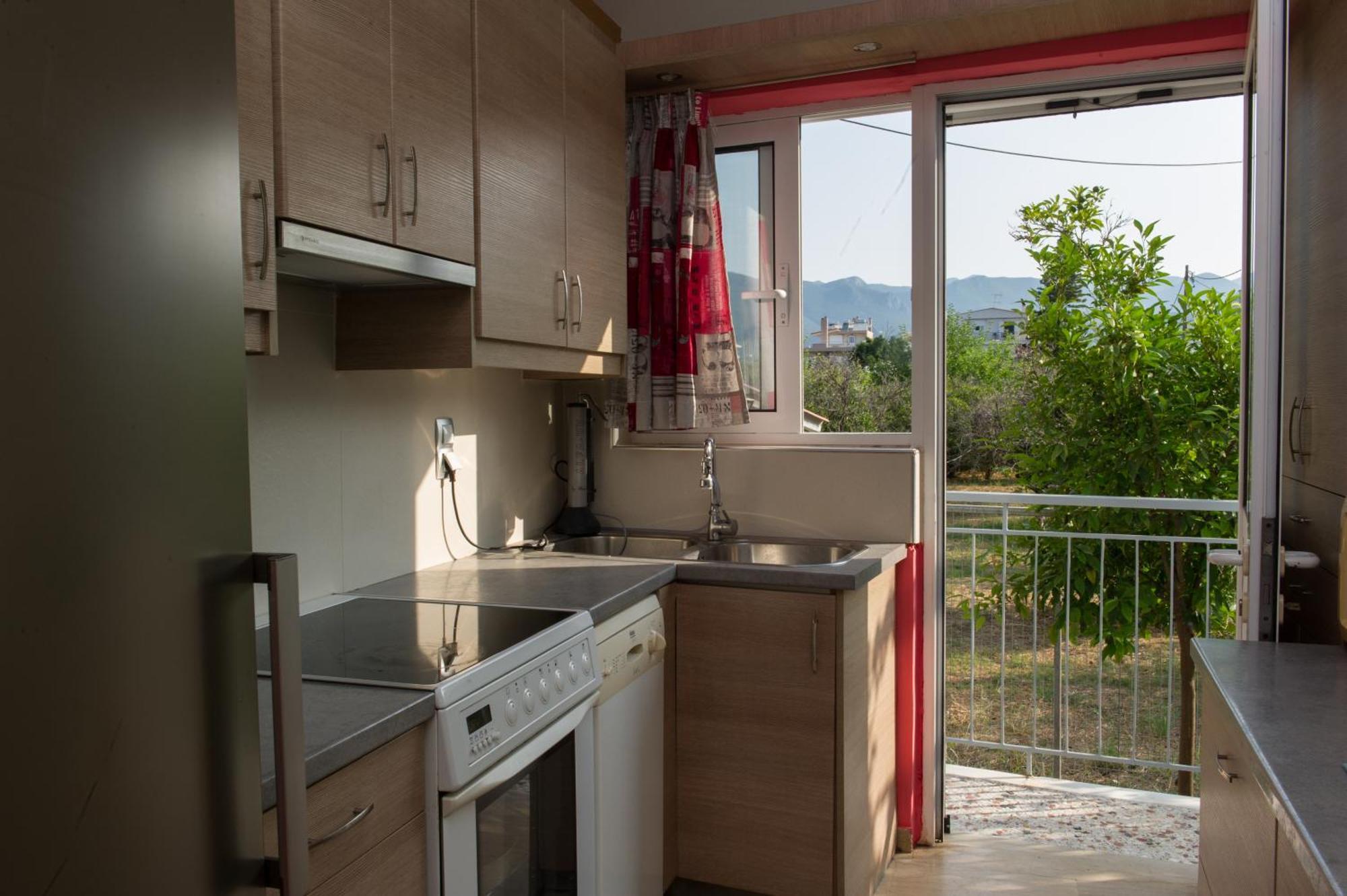 Villa Πιθοσ Ενοικιαζομενη Κατοικια Kalamata Exterior foto